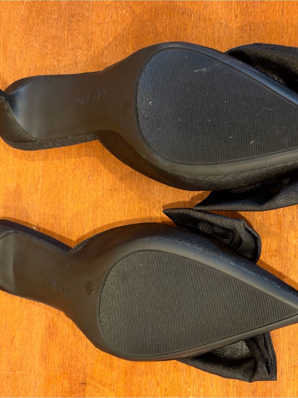 Bow-Accent Black Pointed-Toe Kitten Heel Mules - Picture 3 of 4